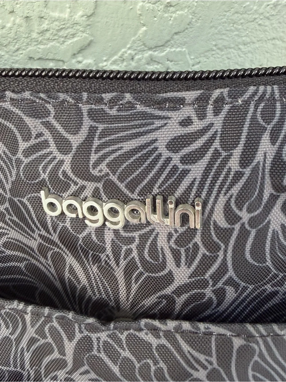 Baggallini Black Floral Crossbody with Matching Pouch